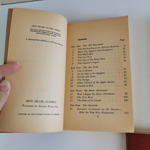 3 Vintage Red Classic Books - DAMAGE - Decorative Book Stack Library Shelf - Picture 6 of 13